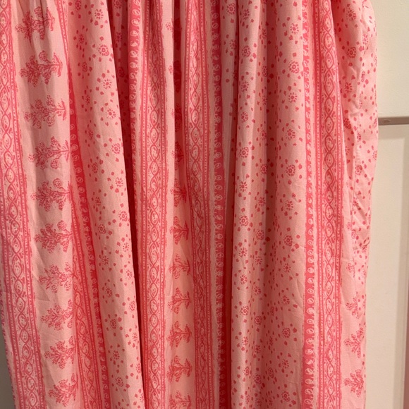 Pink Sleeveless Maxi Dress - Picture 4 of 4